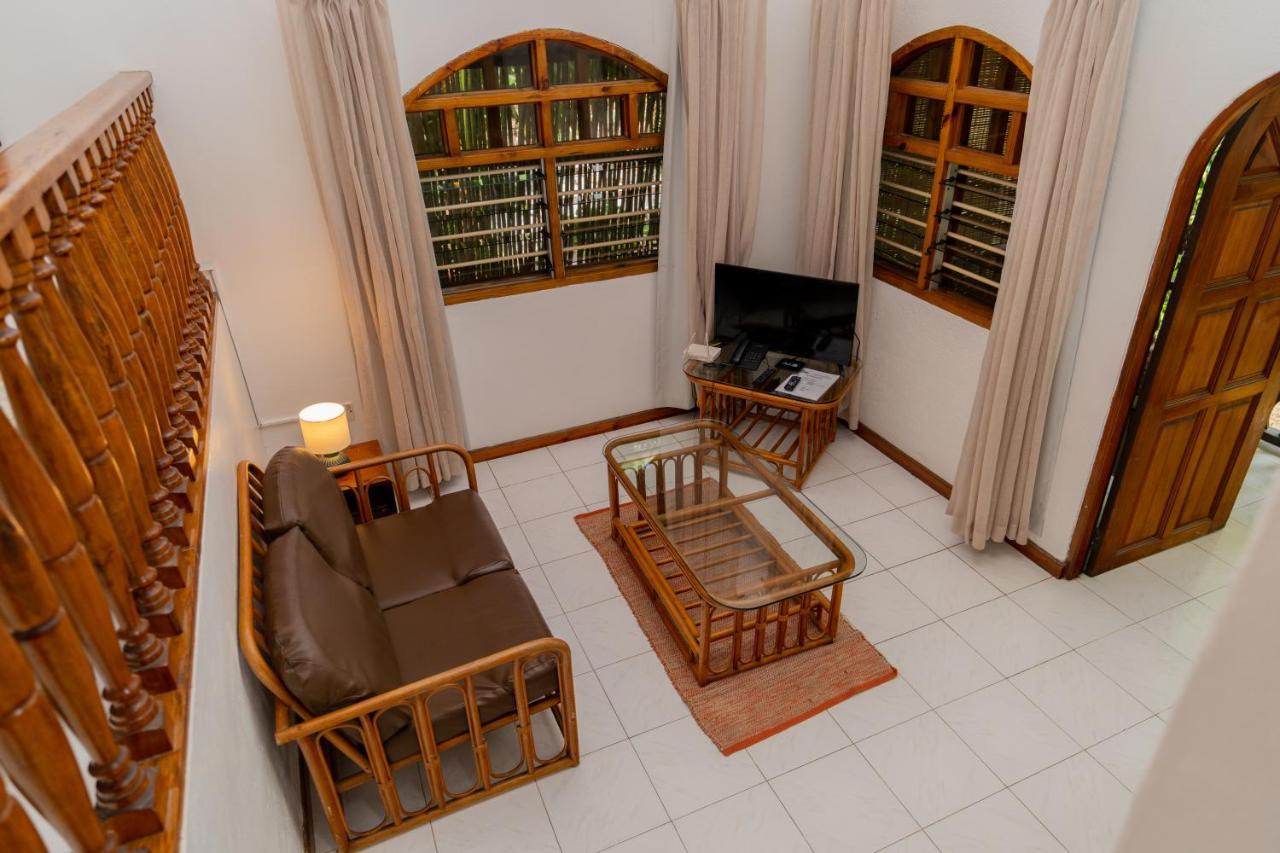 Romance Bungalows Бо-Валлон Экстерьер фото